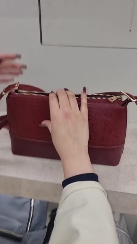 کیف دوشی ممتاز تمام چرم طبیعی زنانه و دخترانه  