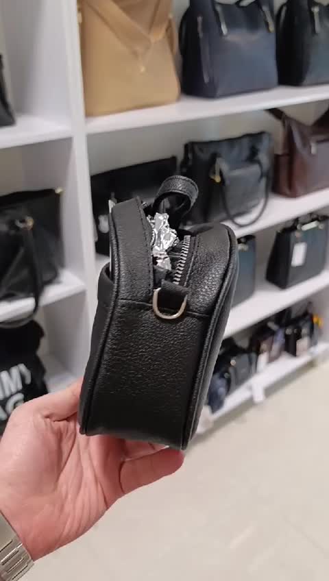 کیف پاسپورتی اسپرت دوشی متوسط دخترانه