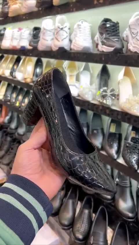 کفش مجلسی شیک و زیبا لطفا قبل سفارش موجودی بگیرید. 