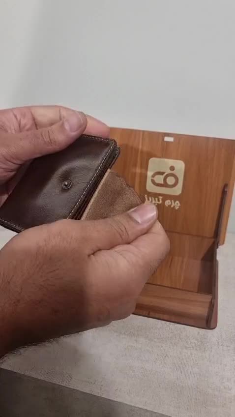 کیف جاکارتی تمام چرم طبیعی دکمه دار 