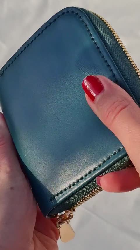 جاکارتی چرم طبیعی