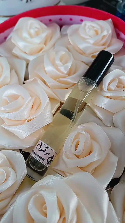 عطر مولکول پر طرف دار 