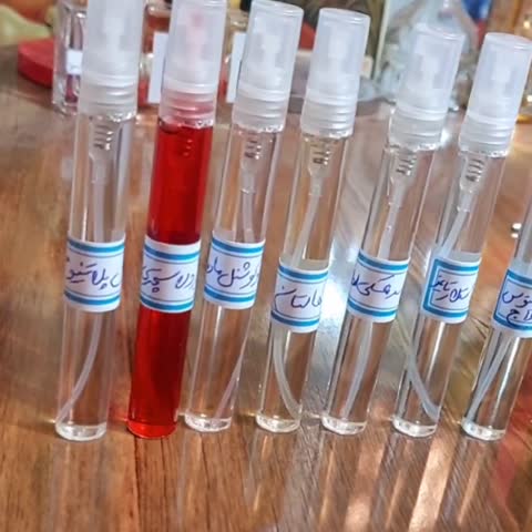 عطر شنل پلاتینیوم 5تا50میل رایحه تلخ و شیرین چوبی کهربایی