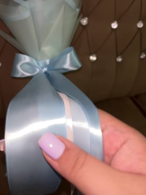 دسته گل5شاخه،رز،گل رز،کادو،آبی،دسته گل،روبان