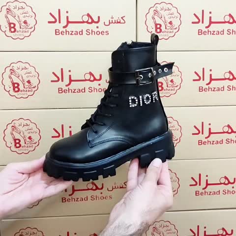 پوتین بلند زمستانی خزدار بچه گانه دخترانه سایز 31 تا 37 رنگ مشکی بغل زیپ زیره پیو پاشنه چهار و نیم سانتی رویه چرم صنعتی
