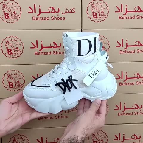 کتونی کفش دیور dior ساق بلند اسپرت زنانه زیره پیو سایز 37 تا 40 رنگ سفید لژ 5 سانتی رویه پارچه کاپشنی و چرم مصنوعی