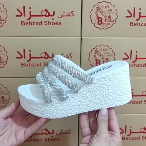 دمپایی روفرشی مجلسی نگینی زنانه دخترانه سایز 37 تا 41 رنگ سفید زیره پیو لژ 7 سانتی رویه نگینی سبک راحتی 