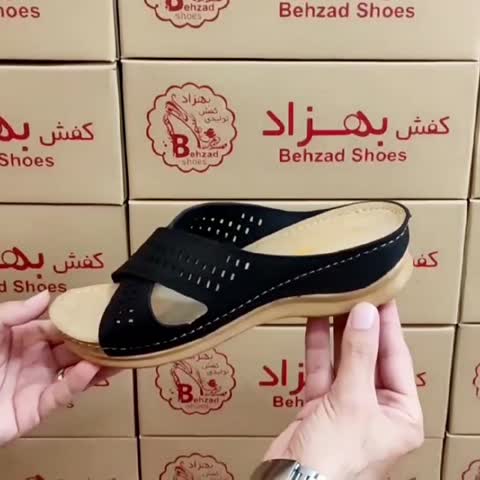 حراج دمپایی صندل زنانه دخترانه طبی راحتی رنگ مشکی زیره پیو لژ 4 سانتی رویه چرم مصنوعی سایز موجود 37 دور دوخت بسیار سبک