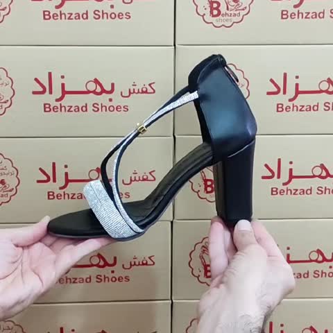 کفش پاشنه 8 سانتی نگینی مجلسی زنانه دخترانه سایز 37 تا 41 رنگ مشکی رویه نگینی و چرم مصنوعی زیره رافیک سبک راحت 