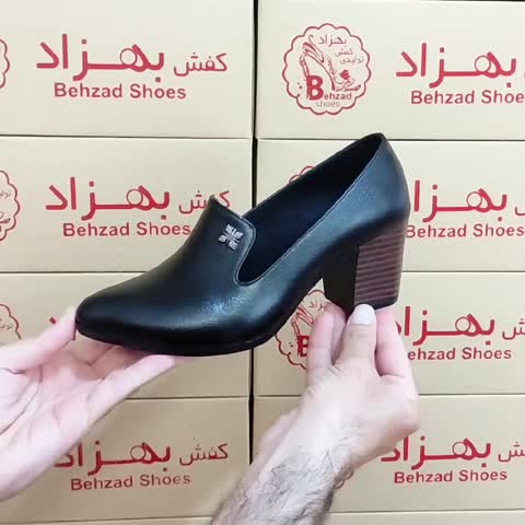 کفش پاشنه دار زنانه دخترانه رنگ مشکی اداری کارمندی سایز 37 تا 41 زیره پیو پاشنه طرح چوبی 6 سانتی رویه چرم مصنوعی صنعتی