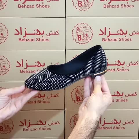 کفش بابت روفرشی مجلسی دخترانه زنانه سایز 37 تا 40 رنگ مشکی زیره رافیک پاشنه یک سانتی رویه مخمل نگینی سبک 