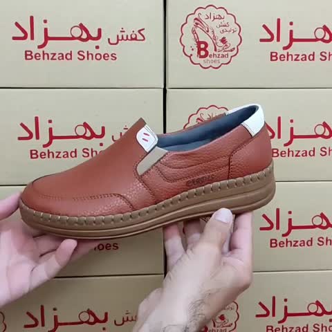کفش راحتی طبی زنانه دور دوخت کفی طبی پد خار پاشنه رنگ آجری سایز 37 تا 40 زیره پیو  لژ سه و نیم سانتی رویه چرم صنعتی 