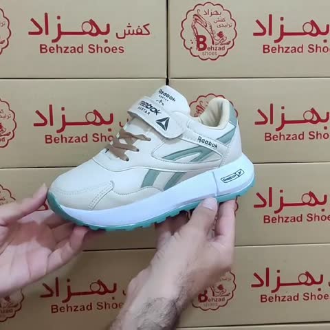 کتونی بچه گانه کفش اسپرت ریبوک دخترانه پسرانه کرم سبز زیره پیو سایز 31 تا 36 لژ 3 سانت رویه چرم مصنوعی سبک راحت