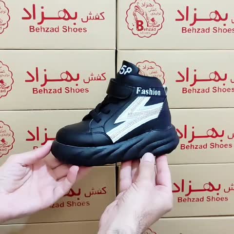 کتونی ساق بلند دخترانه سایز 25 تا 36 رنگ مشکی زیره پیو لژ سه و نیم سانتی بند کشی رویه چرم صنعتی بند کشی