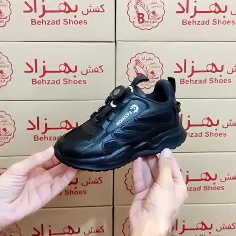 کفش کتونی بچه گانه اسپرت دخترانه پسرانه سایز 31 تا 35 رنگ مشکی بند فنری زیره پیو لژ 3 سانتی رویه راشل و چرم مصنوعی سبک 
