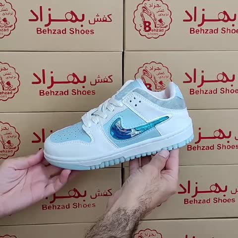 کتونی نایک آکواریومی زنانه پسرانه سایز 37 تا 40 رنگ سفید آبی کفی طبی کف دوخت دور دوخت زیره ترمو لژ سه سانتی رویه چرم 