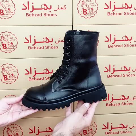 پوتین لژ پنج سانتی دخترانه زنانه رنگ مشکی سایز 37 تا 40 زیره پیو اسفنجی بغل زیپ رویه چرم صنعتی 