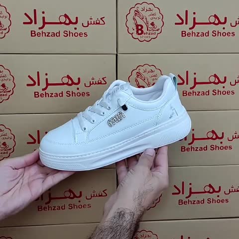 کتونی راحتی طبی زنانه دخترانه سایز 37 تا 41 رنگ سفید زیره پیو لژ چهار سانتی دور دوخت کفی طبی بند کشی رویه چرم صنعتی سبک 