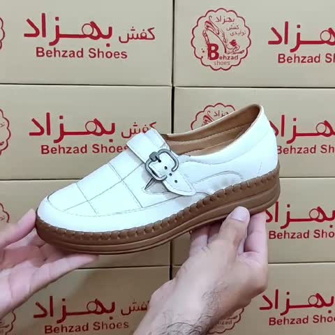 کفش راحتی طبی زنانه دخترانه دور دوخت کفی طبی پد خارپاشنه رنگ سفید سایز 37 تا 40 زیره پیو  لژ 3 سانتی رویه چرم صنعتی