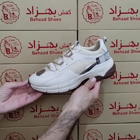 کتونی دخترانه زنانه سایز 37 تا 40 رنگ کرم زیره پیو کفی طبی لژ چهار و نیم سانتی رویه راشل خارجی و چرم مصنوعی سبک راحت  