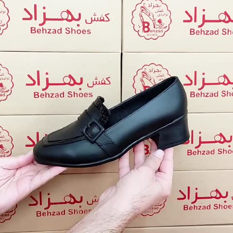 کالج راحتی زنانه دخترانه رنگ مشکی سایز 37 تا 41 زیره پیو پاشنه چهار و نیم سانتی رویه چرم صنعتی راحت و سبک 