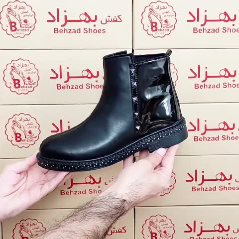 پوتین دخترانه زنانه بغل زیپ لژ سه و نیم سانتی رنگ مشکی سایز 37 تا 40 زیره پیو کفی طبی رویه ورنی و چرم صنعتی