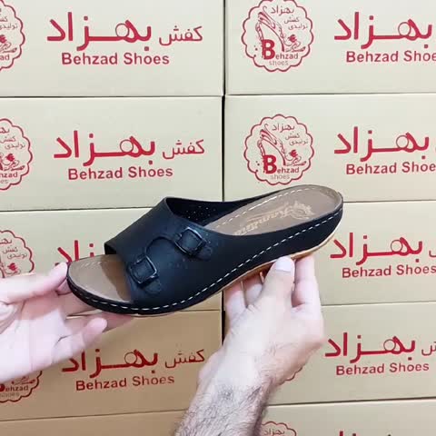 روفرشی دمپایی طبی زنانه دخترانه رنگ مشکی زیره پیو نرم لژ چهار سانتی دور دوخت رویه چرم مصنوعی سایز 37 تا 41 سبک
