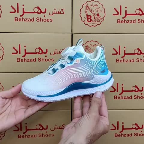 کتونی بافتی بچه گانه اسپرت پسرانه دخترانه سایز 31 تا 37 رنگ سفید صورتی زیره پیو لژ 3 سانتی بند پمپی فنری رویه بافتی سبک