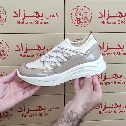 کفش جورابی دخترانه  زنانه سایز 37 تا 40 رنگ کرم زیره پیو کفی طبی  بند نگینی لژ 4 سانتی رویه استرج کشی و ورنی