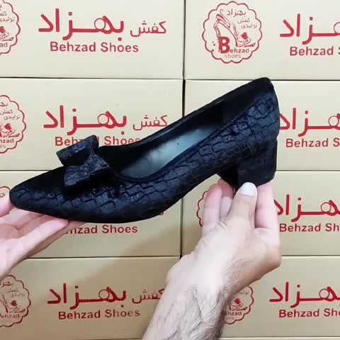 کالج پاپیونی مخملی دخترانه زنانه سایز 37 تا 40 رنگ مشکی زیره رافیک پاشنه 3 سانتی رویه مخمل سبک و راحتی