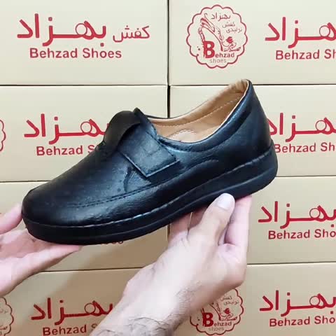 کفش راحتی طبی زنانه دخترانه دور دوخت کفی طبی پد خارپاشنه رنگ مشکی سایز 37 تا 40 زیره پیو  لژ 3 سانتی رویه چرم  صنعتی  