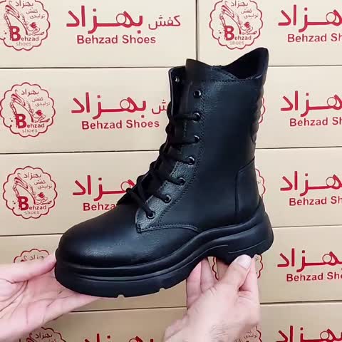 پوتین زنانه دخترانه رنگ مشکی سایز 37 تا 40 بغل زیپ رویه چرم صنعتی لژ پنج و نیم سانتی زیره پیو