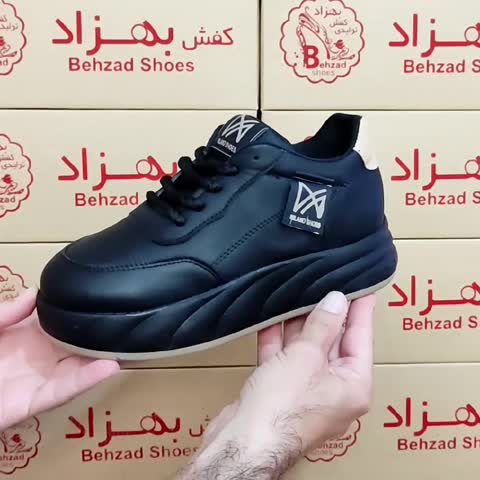 کتونی milano دخترانه زنانه رنگ مشکی سایز 37 تا 40 زیره پیو لژ چهار و نیم سانتی کفی طبی رویه چرم صنعتی سبک راحت