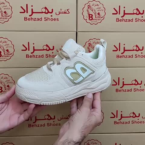 کتونی B زنانه دخترانه رنگ کرم سایز 37 تا 40 زیره پیو لژ 4 سانتی رویه راشل و چرم صنعتی سبک و راحت