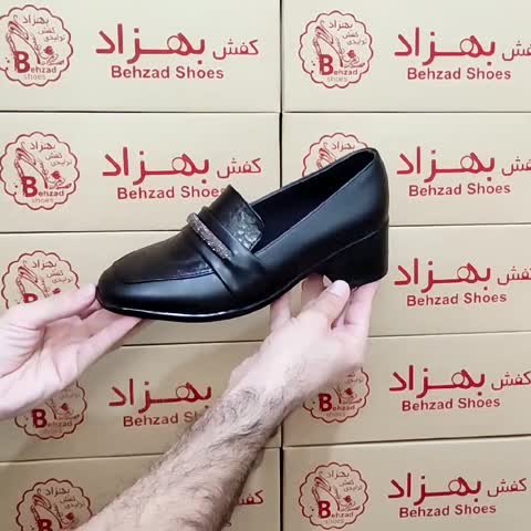 کالج راحتی زنانه دخترانه رنگ مشکی سایز 37 تا 41 زیره پیو پاشنه پنج سانتی رویه چرم صنعتی سبک و راحت   