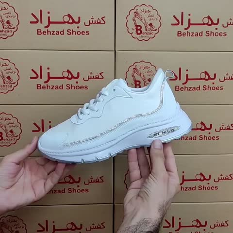 کفش کتونی گوچی دخترانه زنانه سایز 37 تا40 رنگ سفید زیره پیو لژ 4 سانتی کفی طبی دور دوخت رویه پارچه چاپی سبک 