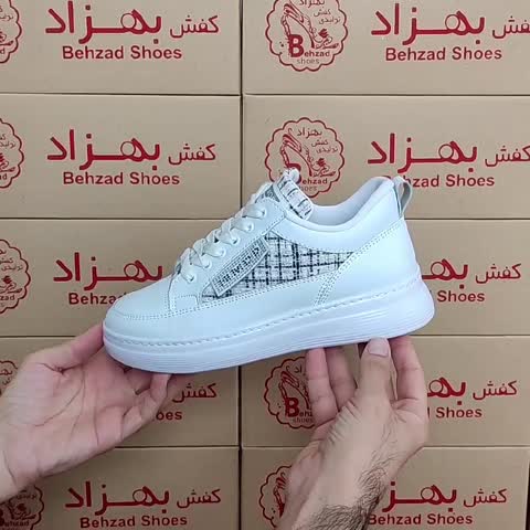 کفش کتونی زنانه دخترانه راحتی دور دوخت سایز 37 تا 41 رنگ سفید زیره پیو لژ 4 سانتی کفی طبی رویه چرم صنعتی سبک و راحت 