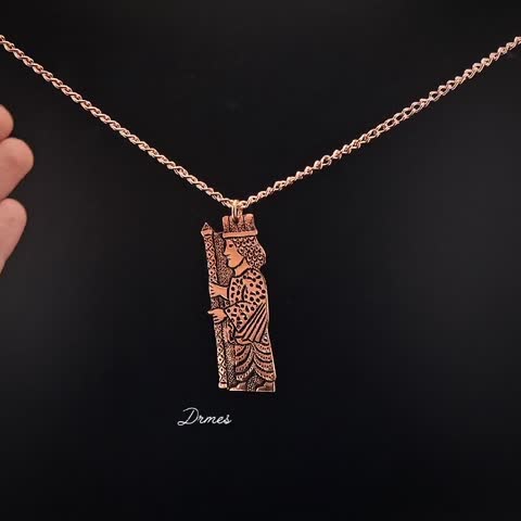 گردنبند مسی مردانه و زنانه طرح سرباز هخامنشی