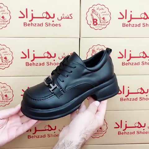 کفش لژ دار زنانه دخترانه رنگ مشکی سایز 37 تا 41 زیره پیو لژ چهار و نیم سانتی رویه چرم صنعتی سبک راحت 
