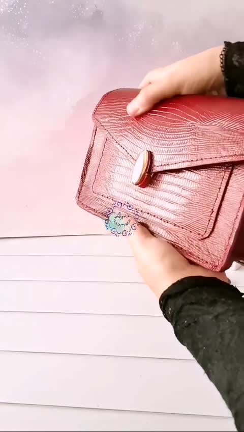 کیف دوشی زنانه چرم طبیعی