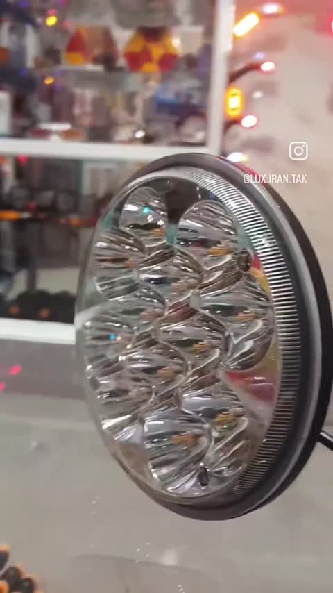 پروژکتور گرد مناسب نیسان