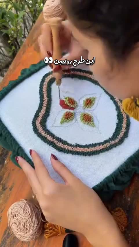 تیشرت پانچدوزی شده دستساز خاص و زیبا، کاستوم، بدون جنسیت