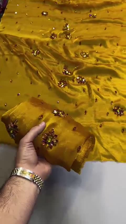  پارچه ساتن مجلسی  کار دست 