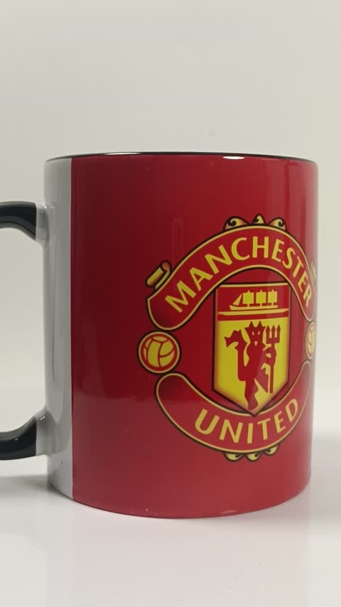 ماگ طرح تیم منچستریونایتد (Manchester United) کد 02 (سفید ، مشکی ، حرارتی)