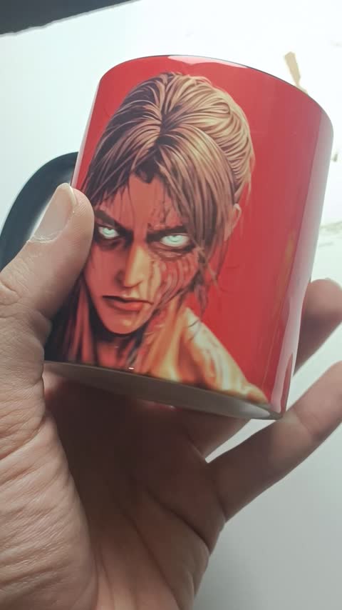 ماگ انیمه اتک آن تایتان طرح ارن یگر (Eren Yeager) Attack On Titan کد 04 (معمولی ، مشکی ، حرارتی)