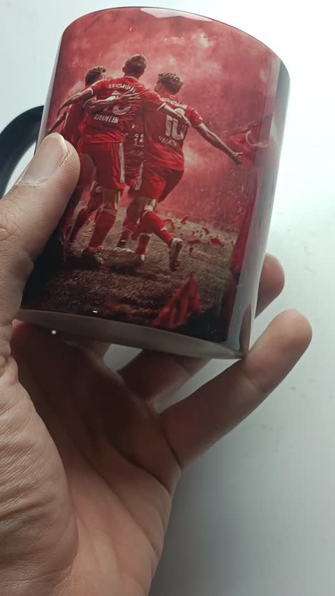 ماگ طرح تیم بایرن مونیخ (Bayern Munich) کد 01  (معمولی ، مشکی ، حرارتی)