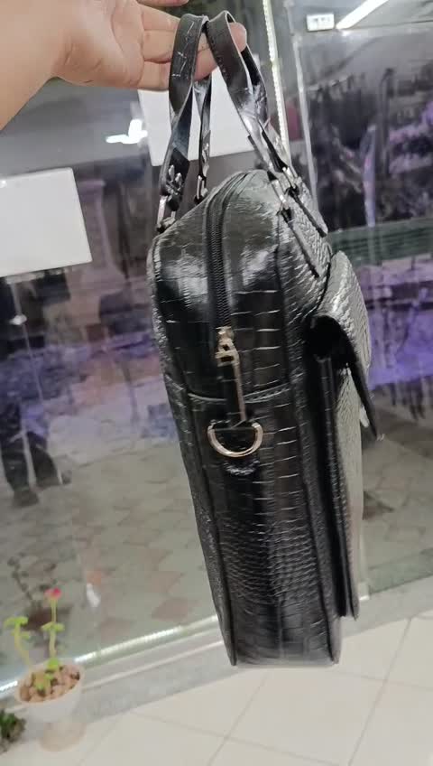 کیف دستی دوشی چرم طبیعی کد 177