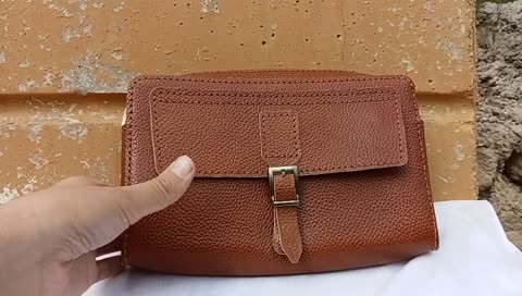 کیف دوشی چرمی چرم طبیعی فلوتر گاو کاملا دست دوز شیرواناگالری