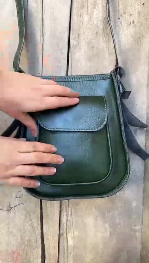 کیف دوشی تمام چرم اصل گاو مدل آنلی