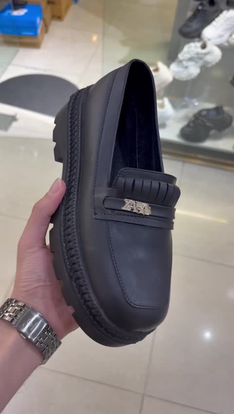 کالج لژدار شیک و ساده مشکی مات زارا دخترانه زنانه کفش لوفر اسپورت ونس مجلسی راحتی طبی روزمره پیاده روی ترند ZARA سصپجنه
